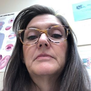 Meet your Posher, Stephenie